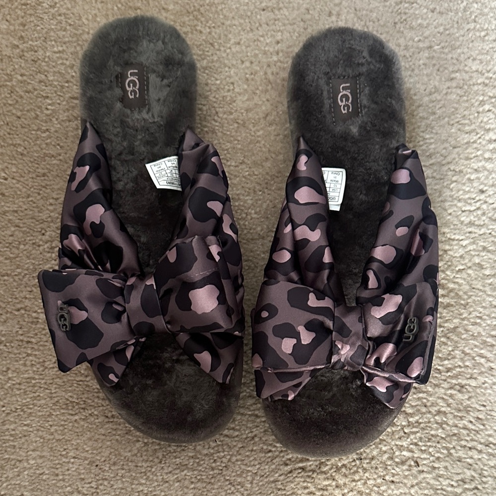 UGG Women's Slippers